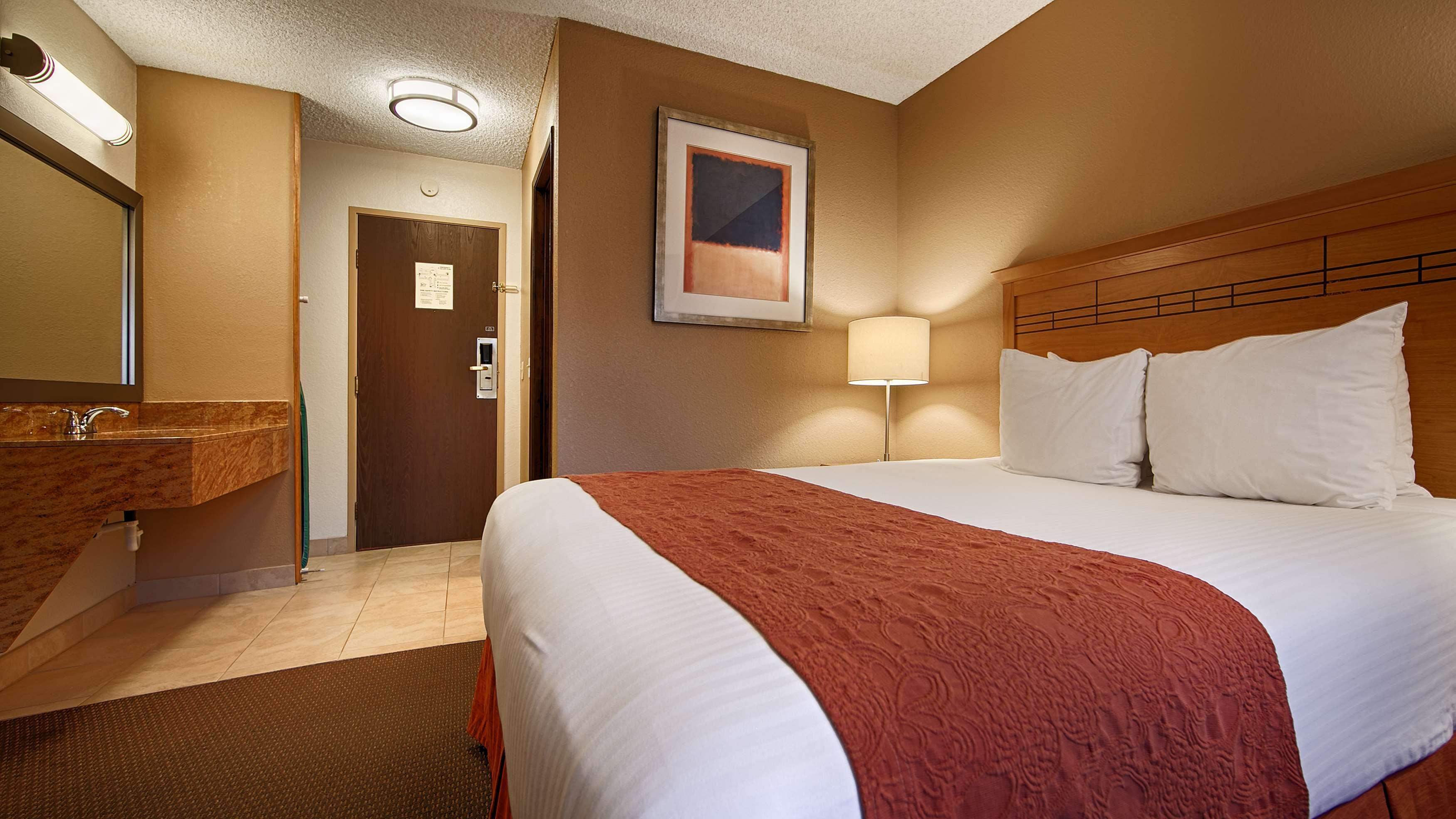 קלזו Best Western Aladdin Inn מראה חיצוני תמונה