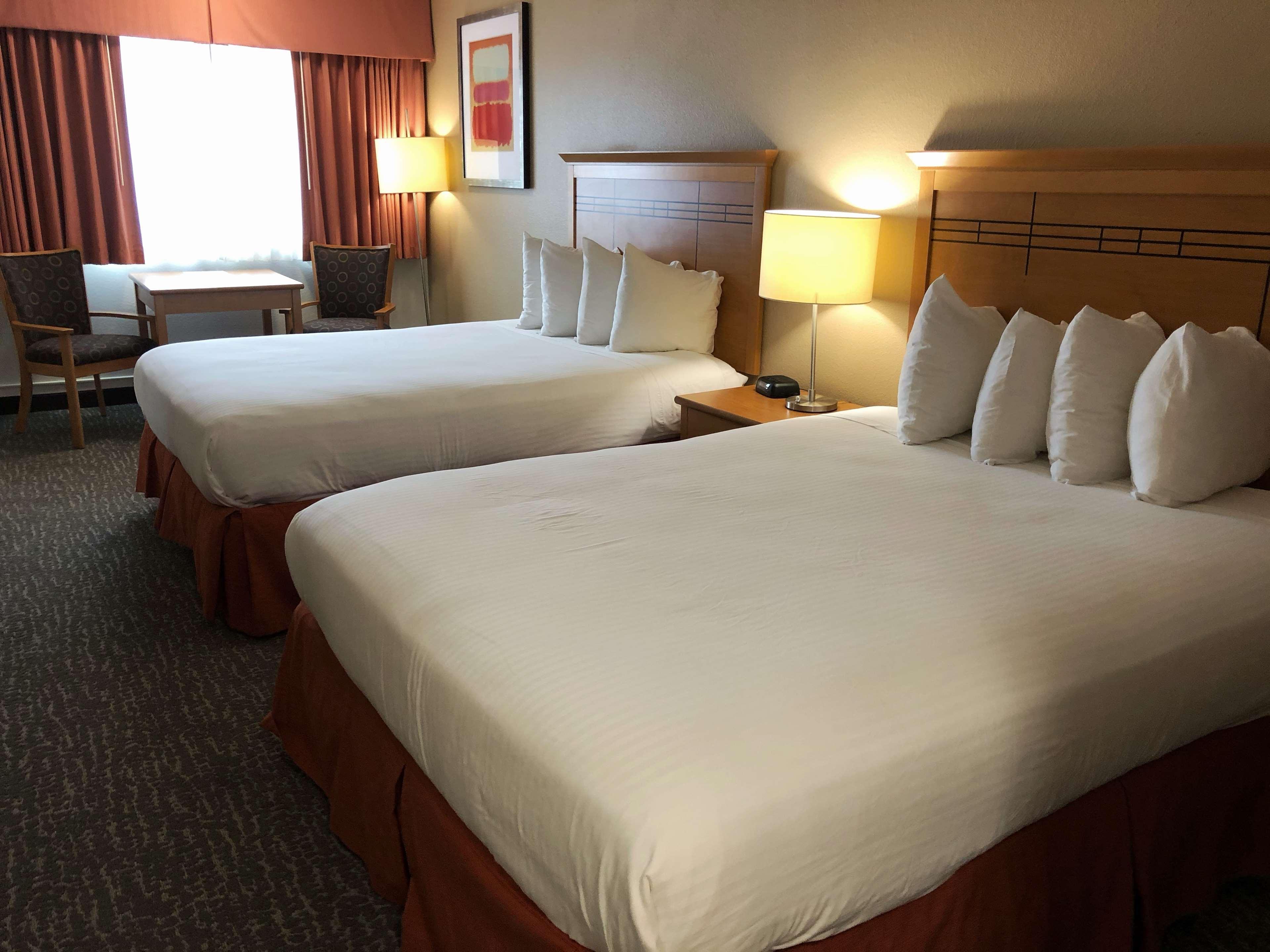 קלזו Best Western Aladdin Inn מראה חיצוני תמונה