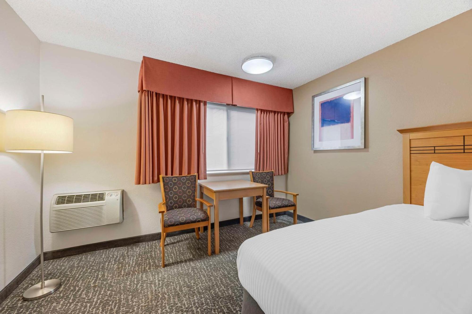 קלזו Best Western Aladdin Inn מראה חיצוני תמונה